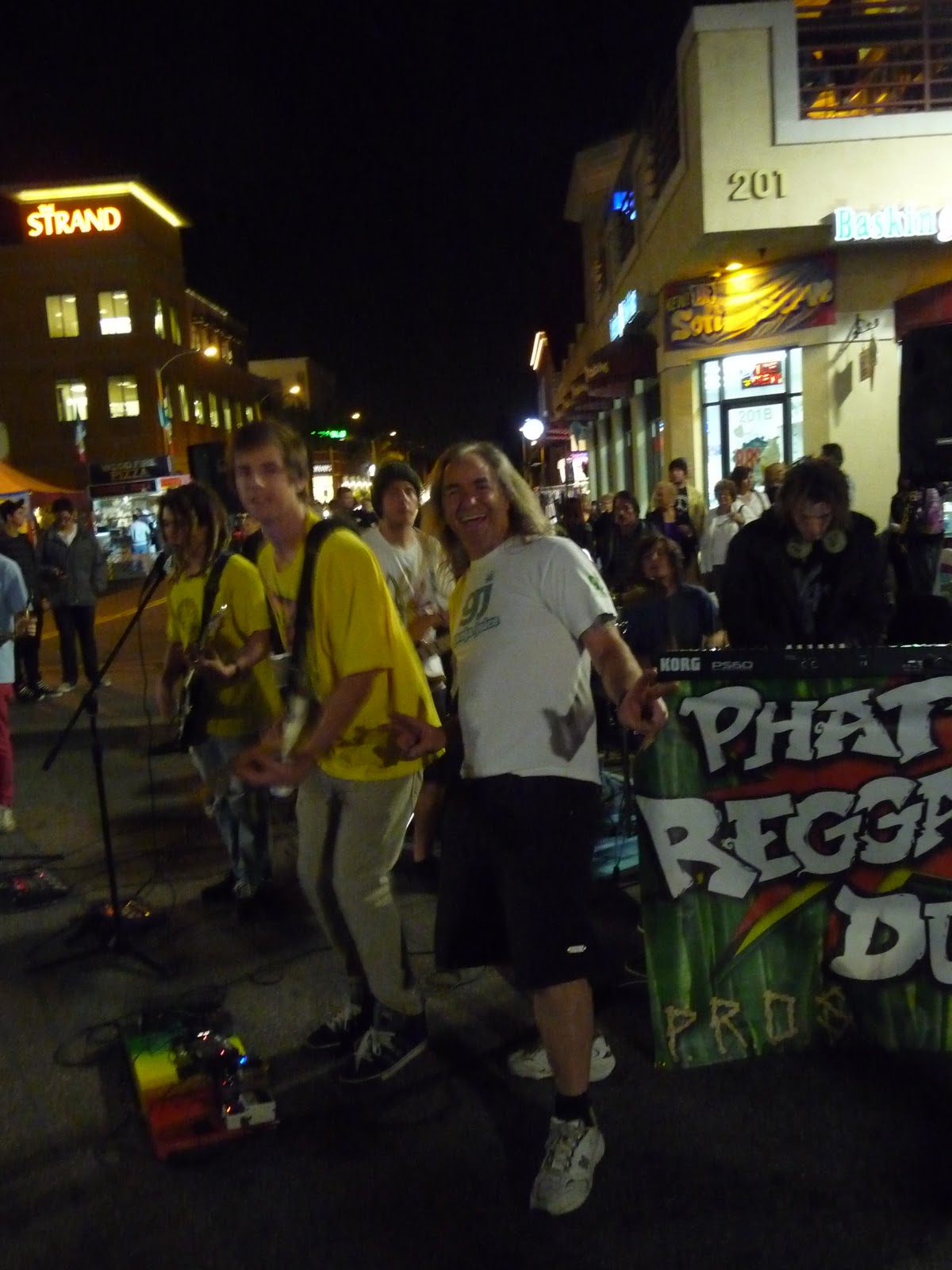 WizardofBaum HUNTINGTON BEACH STREET FAIR, CALIFORNIA