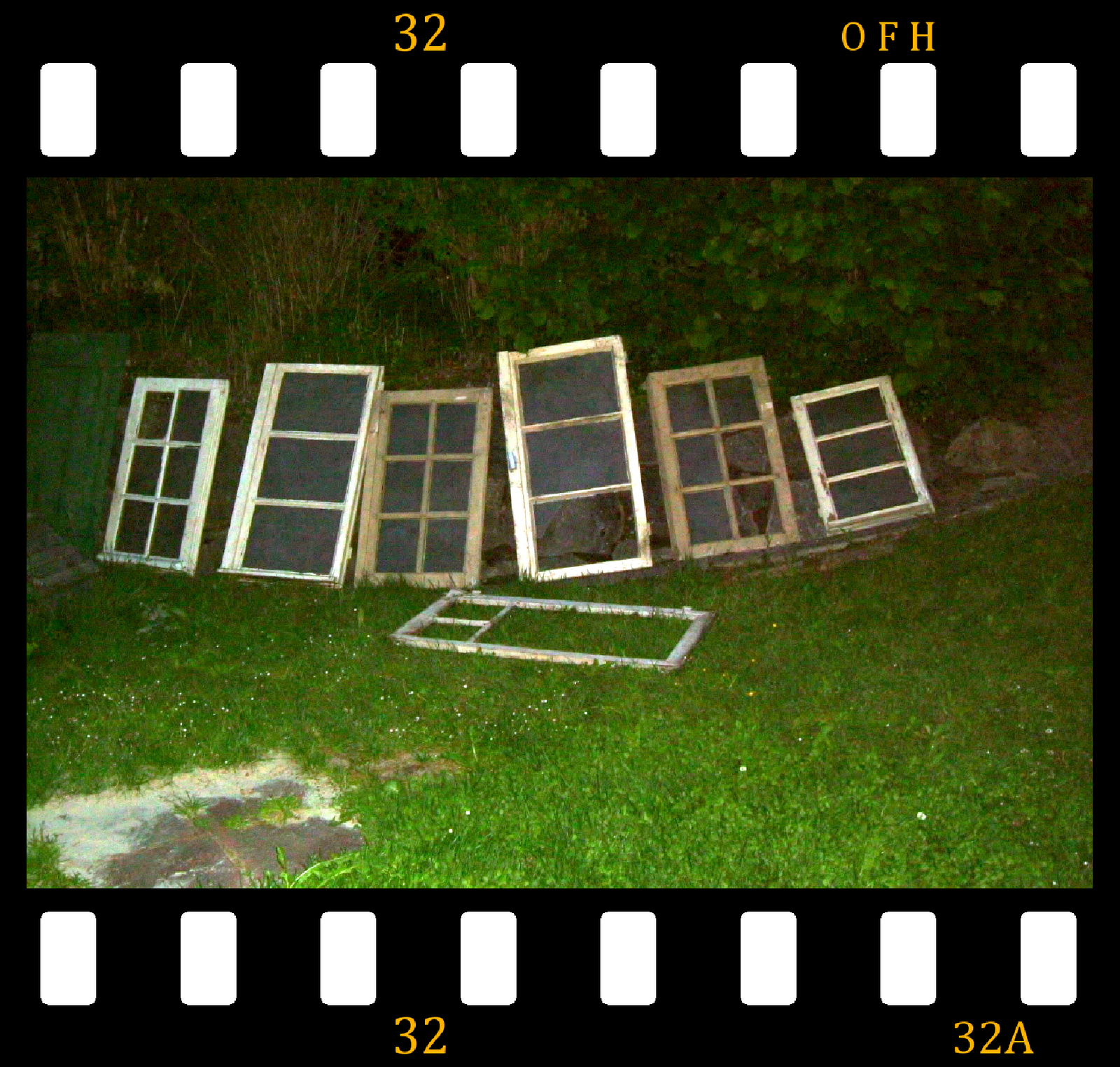 OLD FURNITURE HOUSE: Alte Fenster...