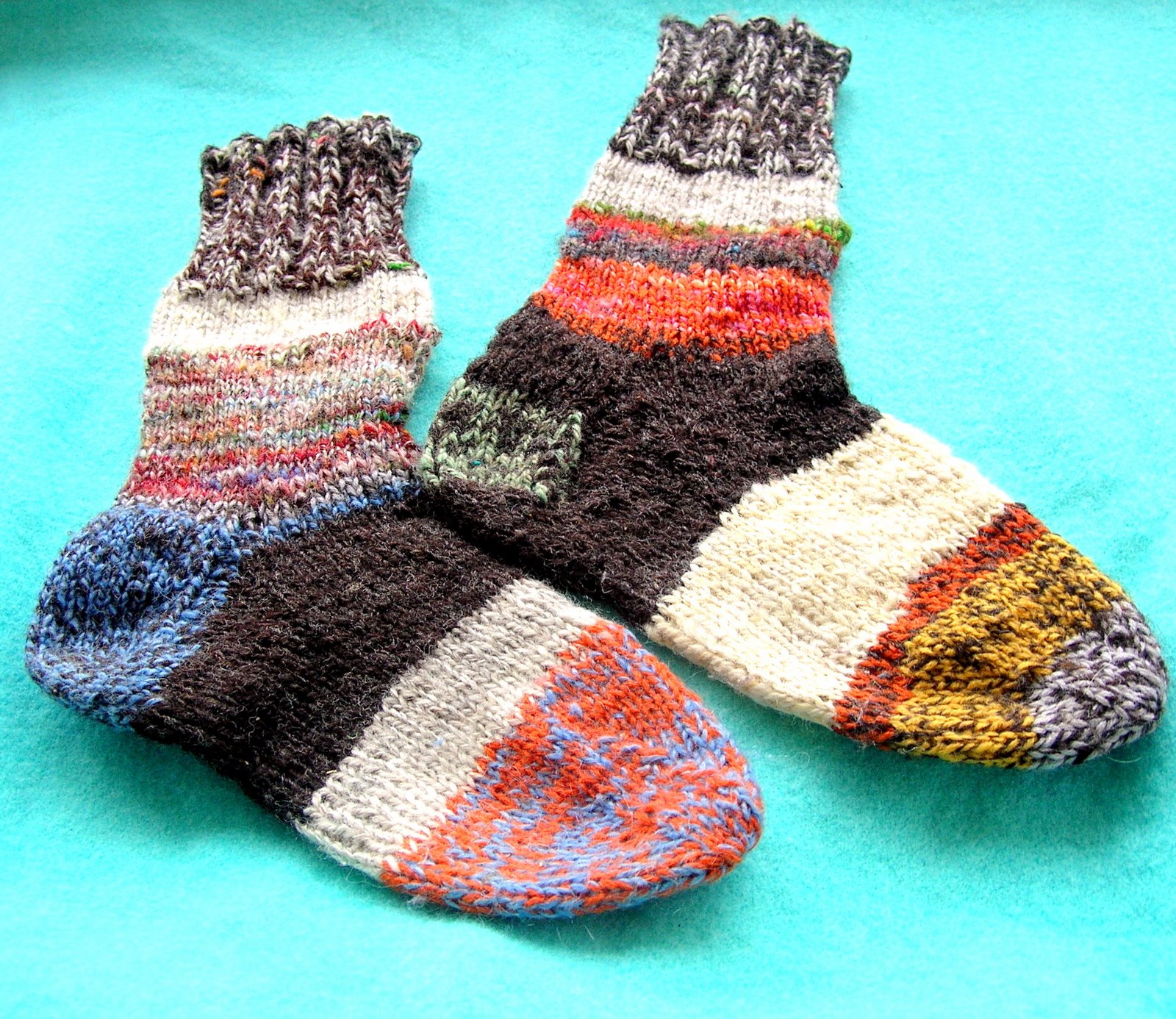 Handspun novelty yarn sock yarn