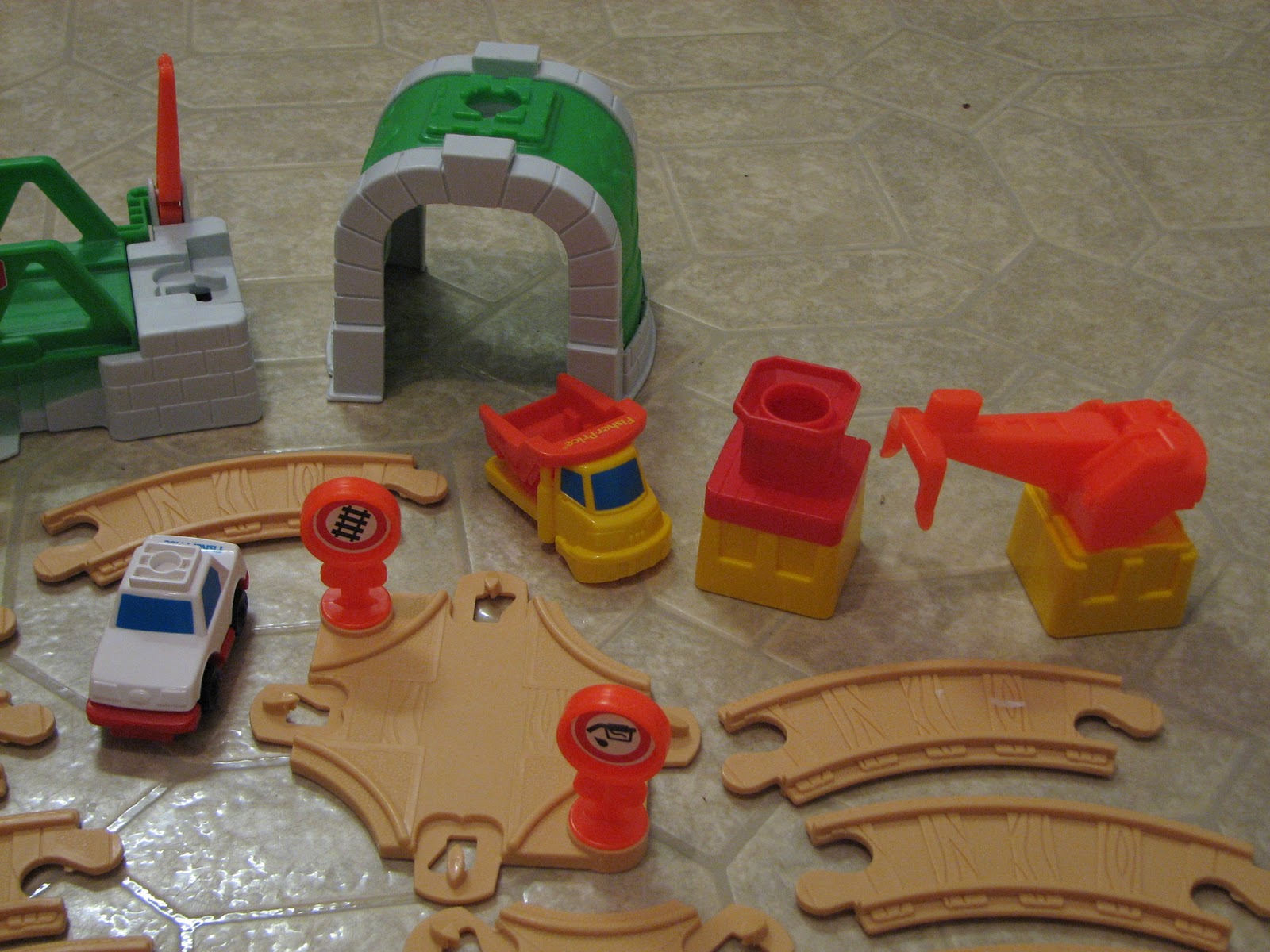Carolina Treasures Fisher Price Flip Track Rail & Road Set