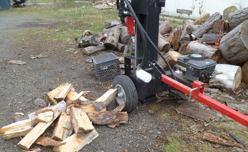 Rural Revolution: Splitting firewood