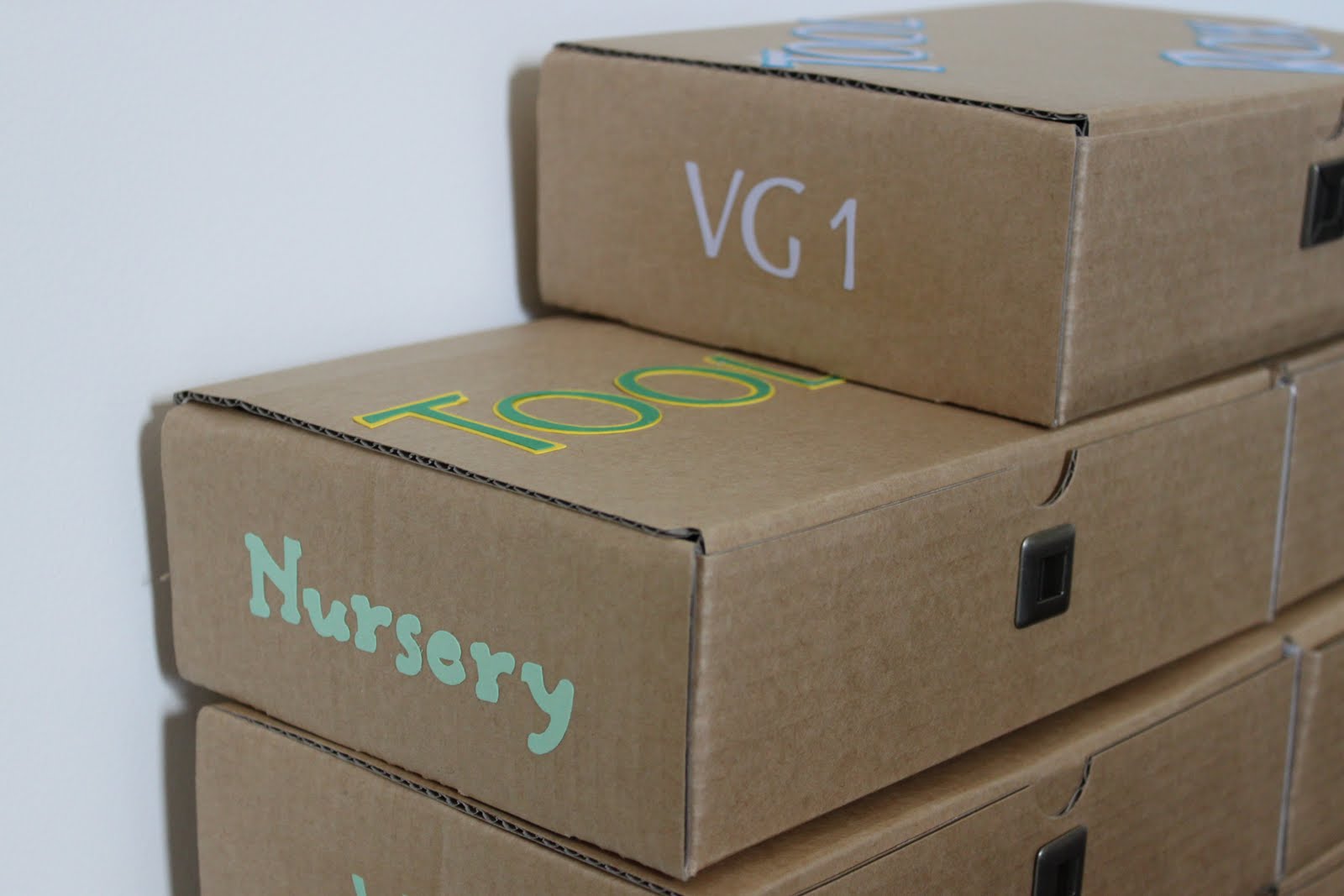 I Got the Notion 23 Cardboard Boxes Turned Into Tool Boxes