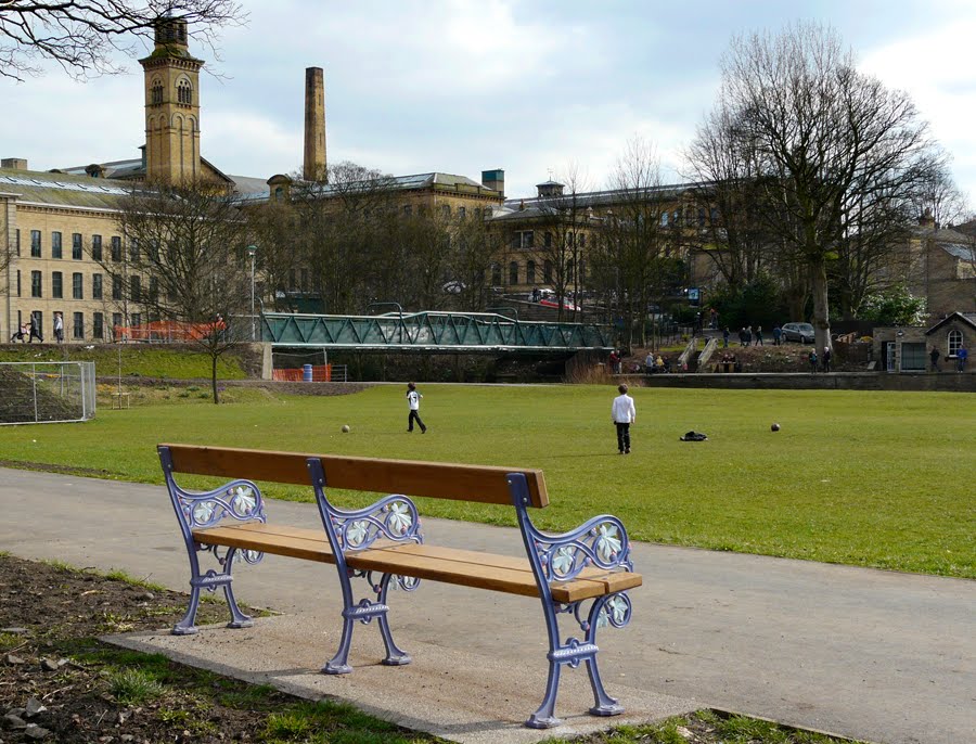 Saltaire Daily Photo March 2010 New Seat