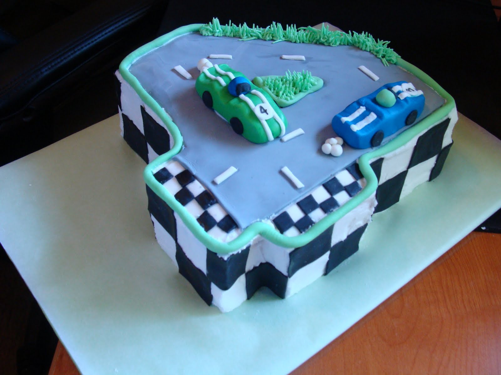 Jo's Cakes Race Car Cake