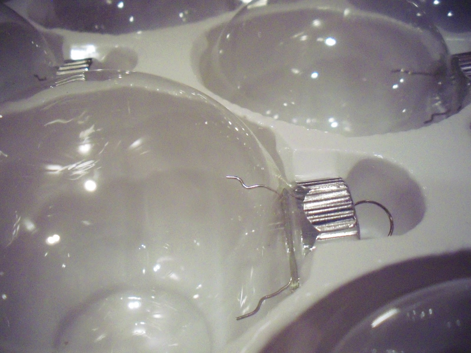 The Life of Jennifer Dawn Glass Ornament Tutorial