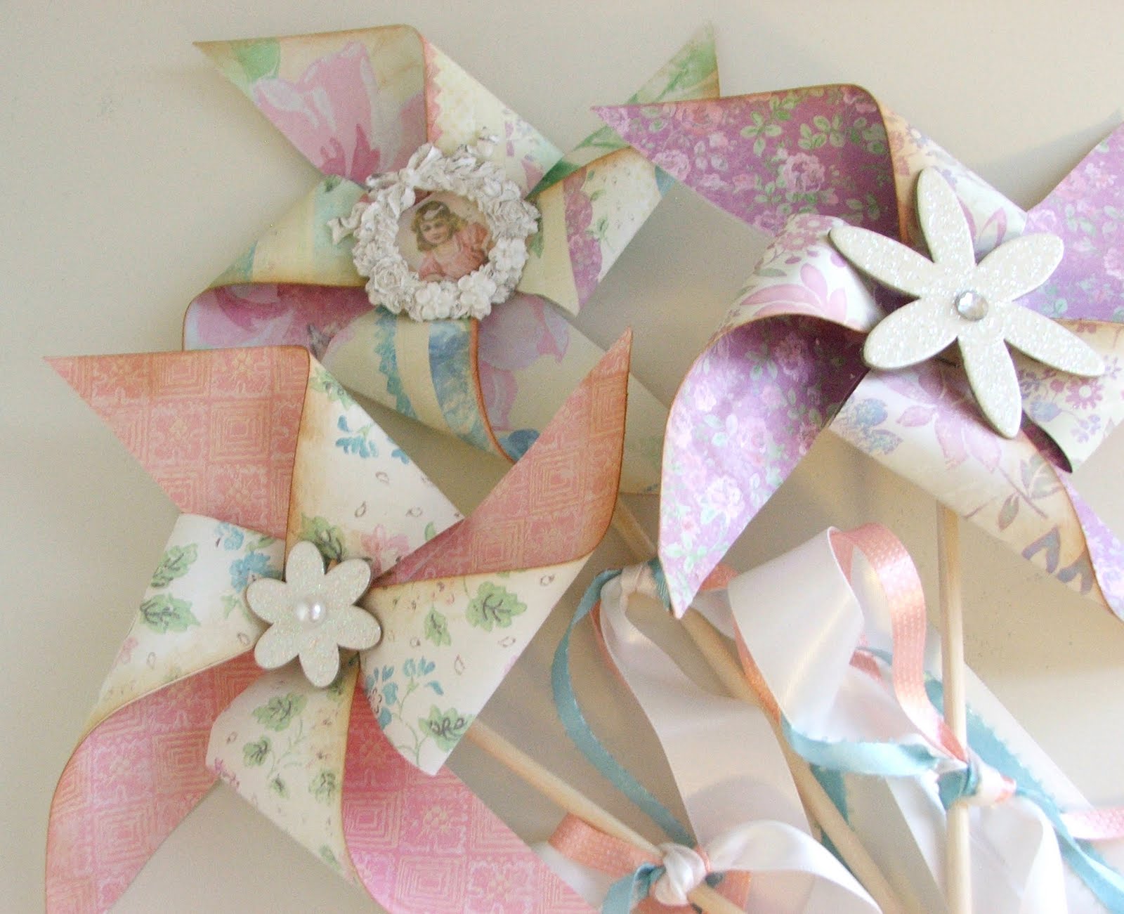 [Spring+Pinwheels+2.jpg]