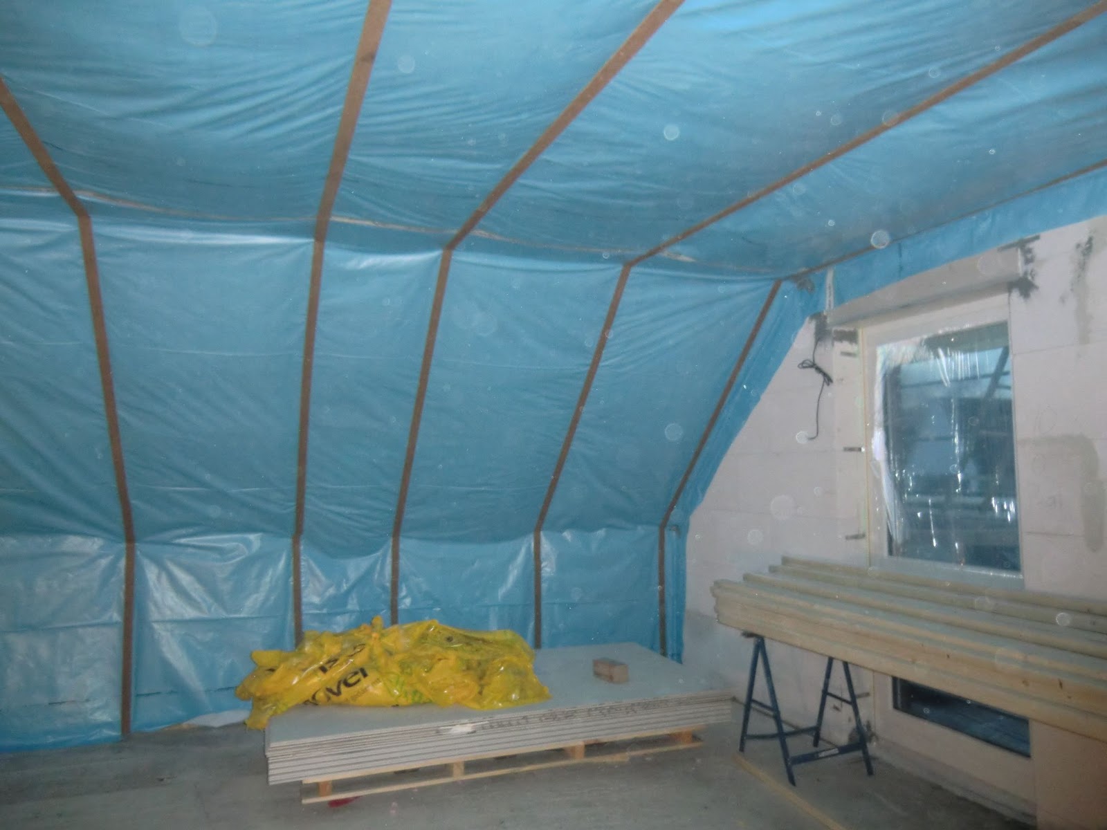 Bautagebuch Maxime Touch: 18.01.2011 Isolierung und Boden