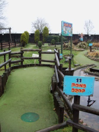 The Ham and Egger Files: Minigolf Report, Results and Photos from the 2011  Luton Invitational Tournament - New Year's Day at Woodside Animal Farm