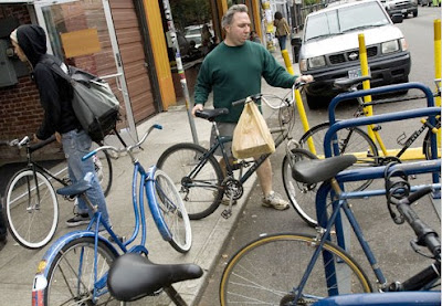 Image of bike parking in Portland, Oregon