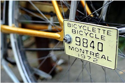 Image of bicycle in Montreal