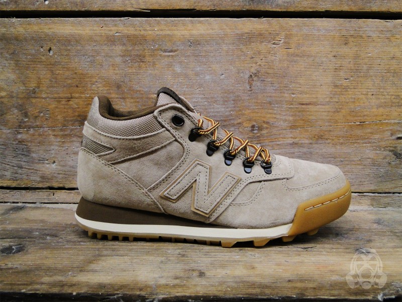 new balance hiking boots h710