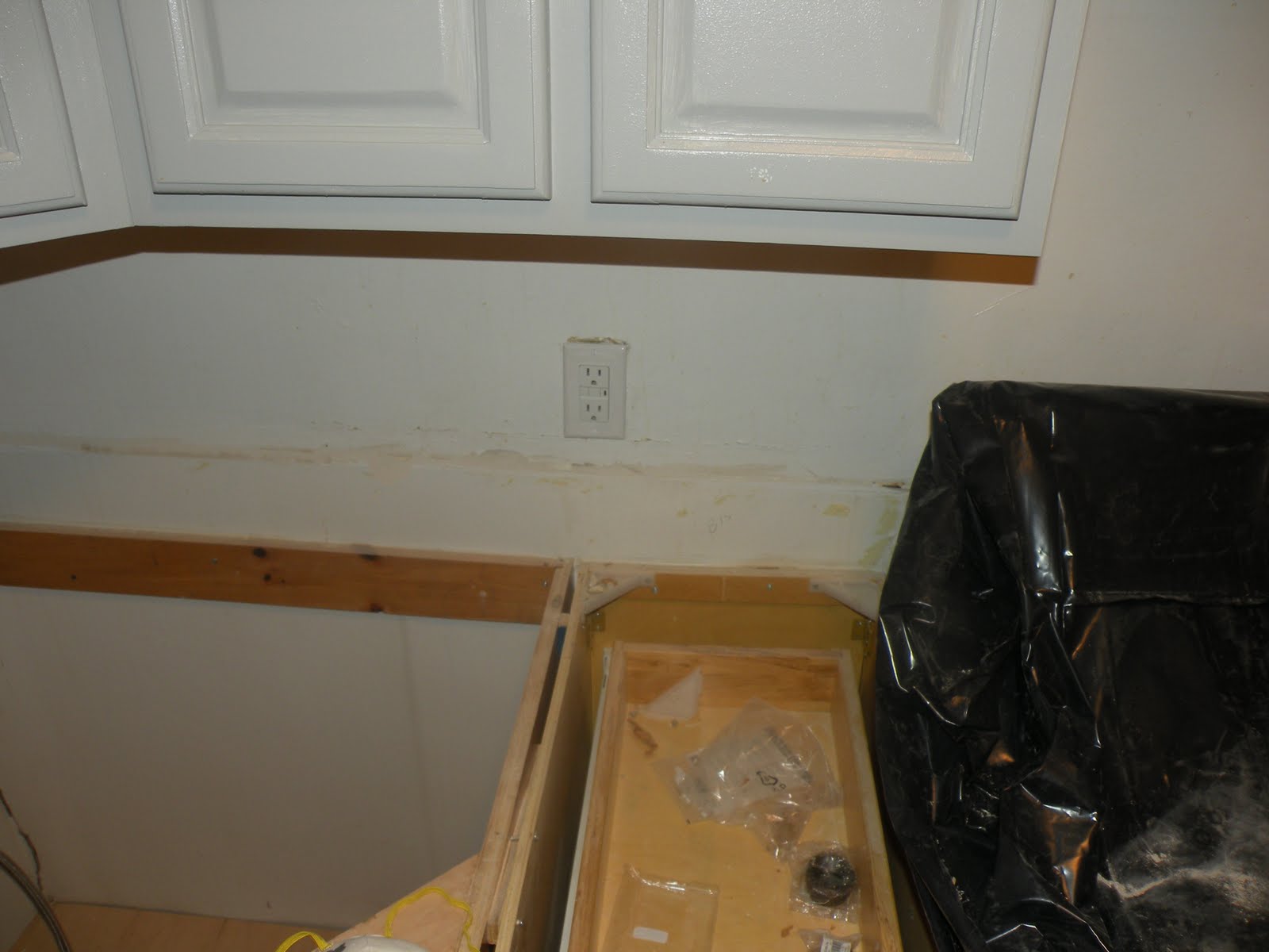 My Big Green Renovation Electrician & microwave install