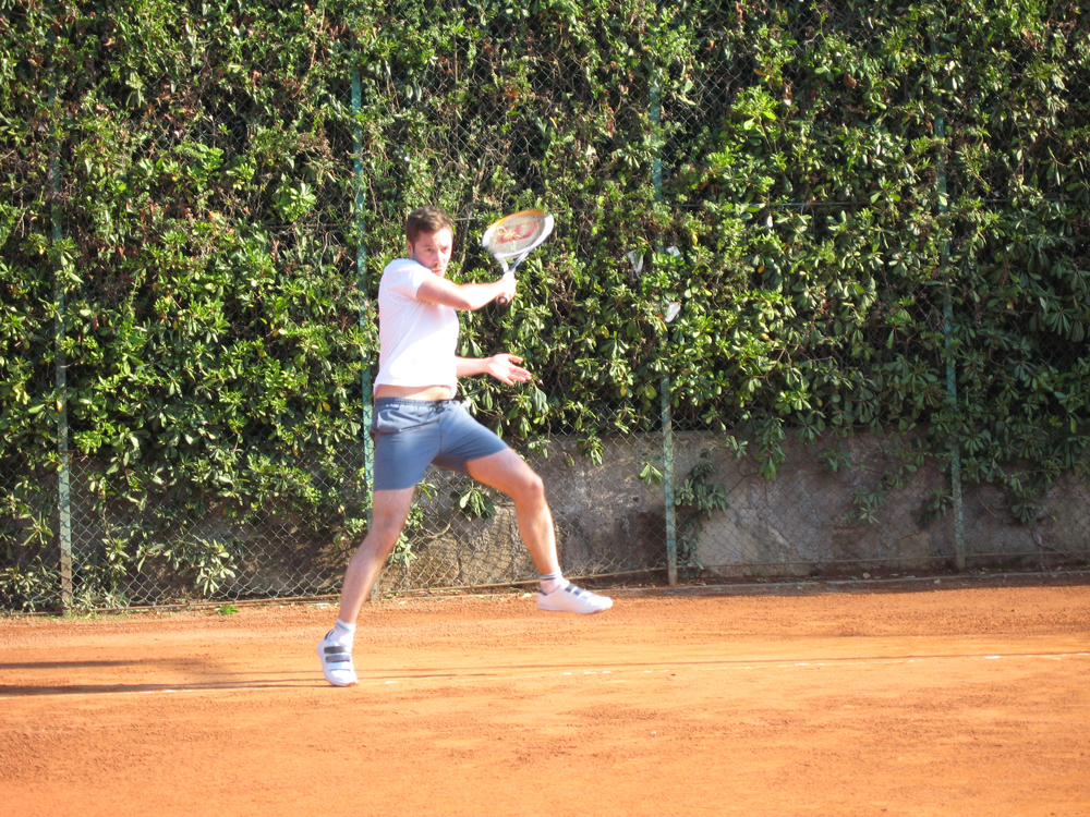 [tennis1.jpg]