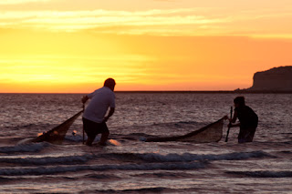 Pesca en la Bahia de Puerto Pirámides