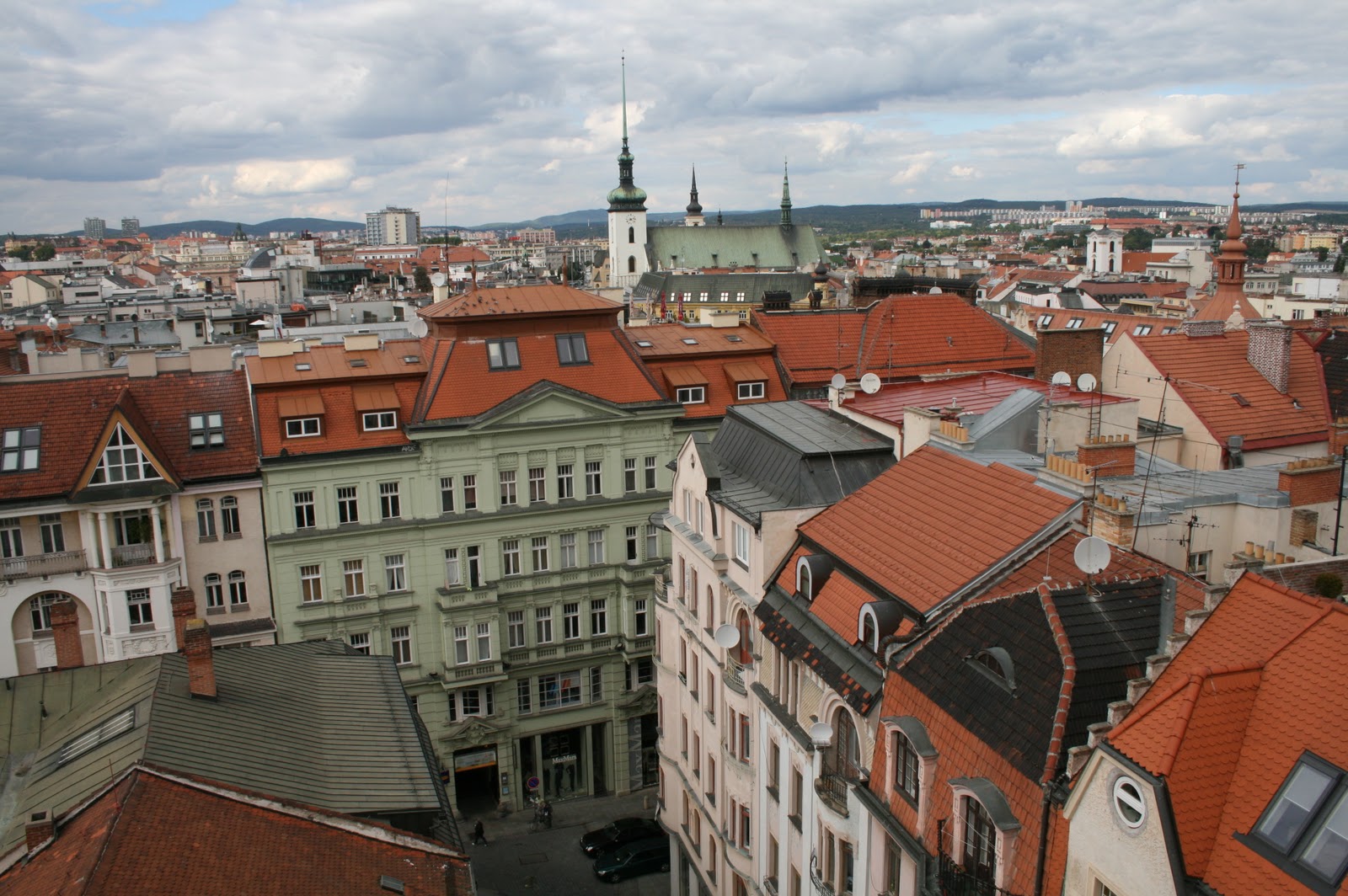 une année pour apprendre, échanger...et voyager Petite présentation de