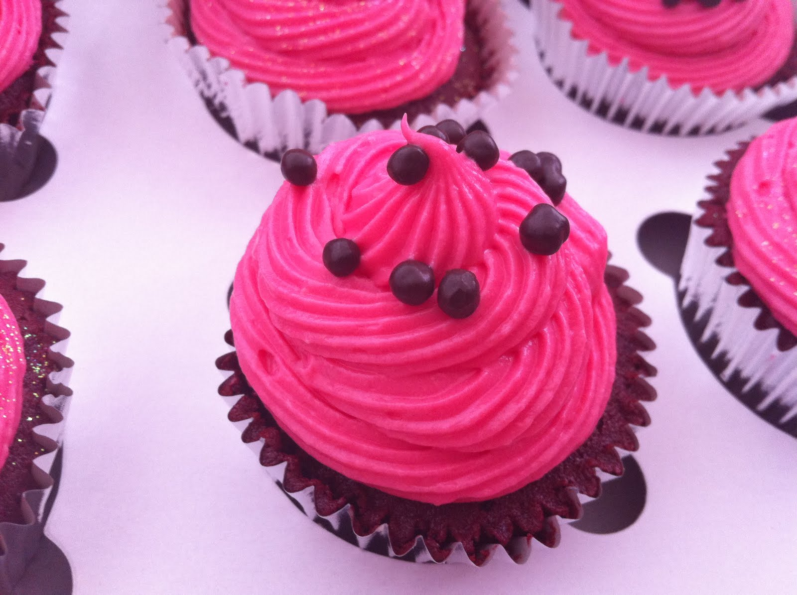 Cake in a Cup! Pink and Chocolate Birthday Cupcakes