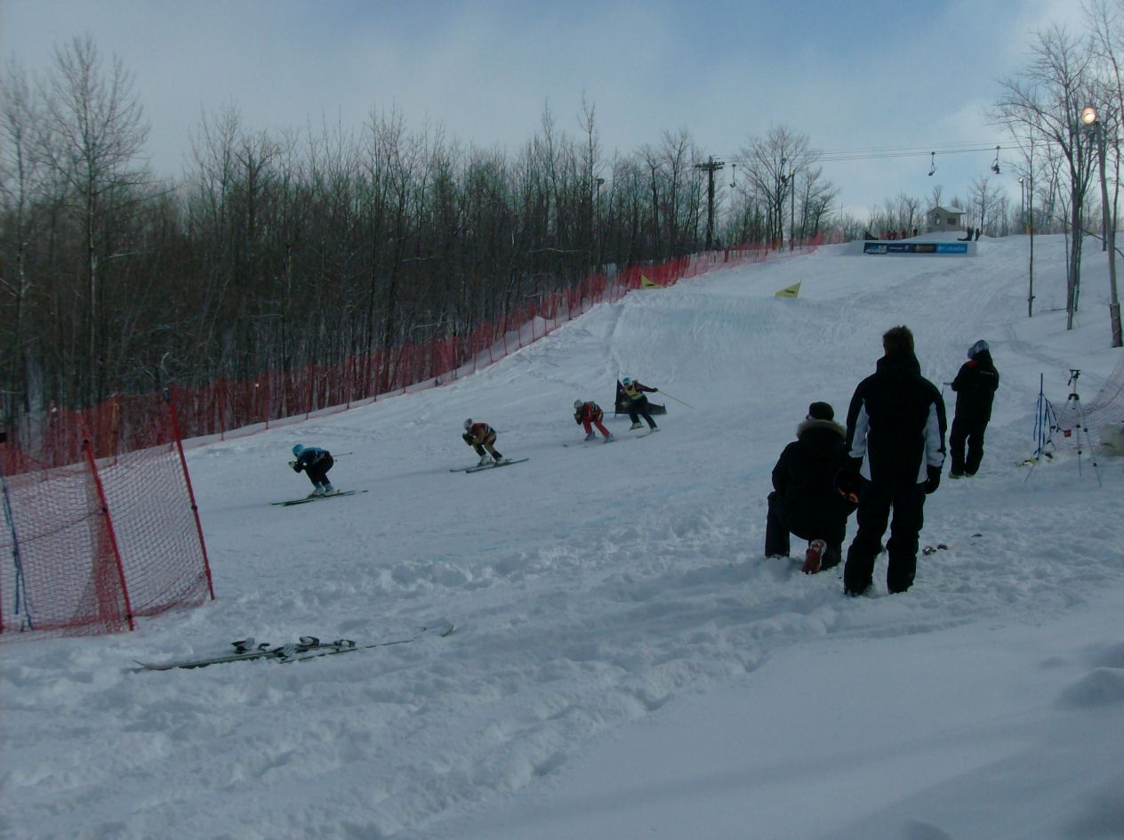 [Ski+Cross.JPG]