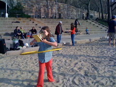 Hula Girl in Riverside at 103rd Street