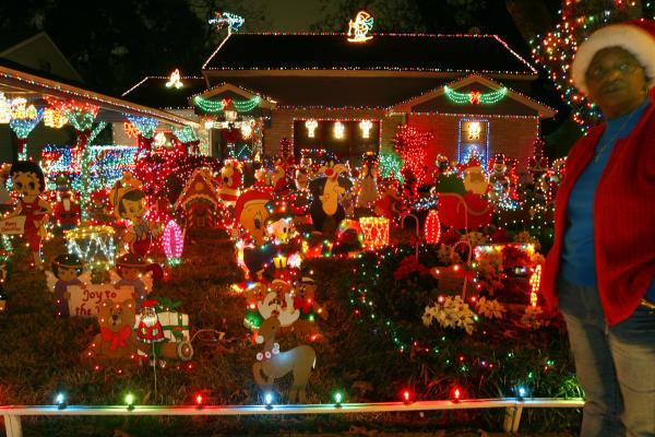 [Houston+07+Xmas+lights2.jpg]