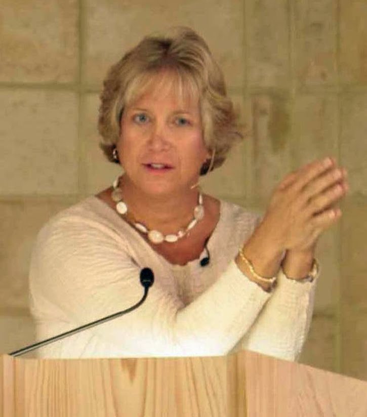 [ts-Susan+Stanton2.jpg]