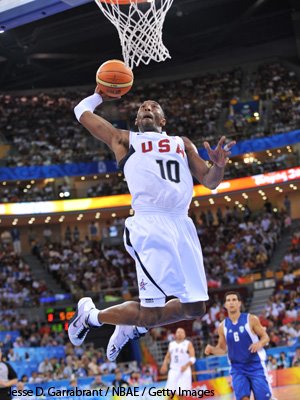 [08+games+kobe+dunk.jpg]