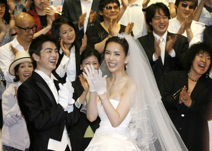 [ts-harisu+wedding.jpg]