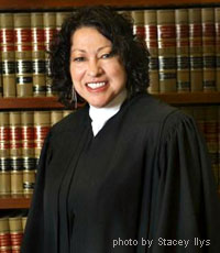 [sotomayor+robe.jpg]