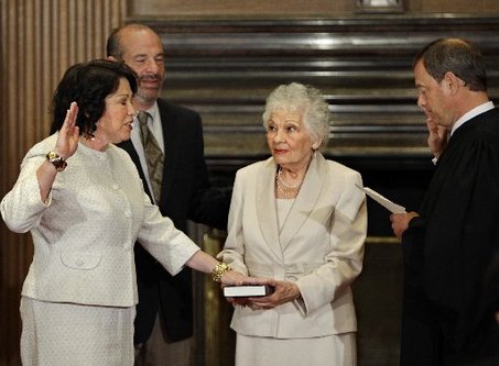 [Supreme+Court+Justice+Sotomayor.JPG]