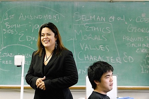 [baracks+sis_+Maya+Soetoro-Ng.jpg]