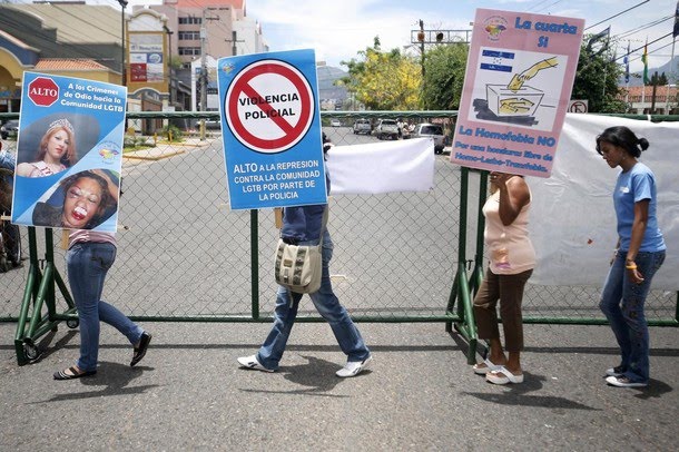 [ts+honduras+protest.jpg]