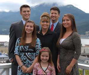 [Palin+Family+Photo.bmp]