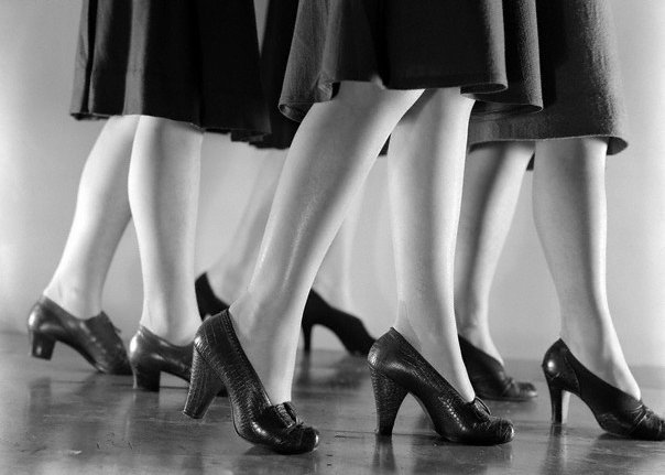 [1940s_shoes.60231144_large.jpg]