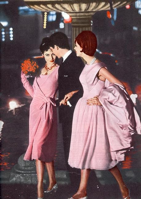 [1950s_Dior.61192927_large.jpg]