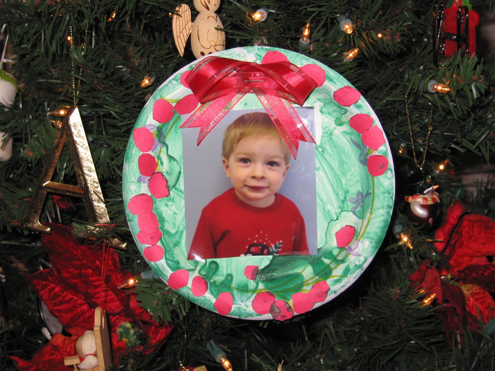 The Life and Times of Noah Hugh: A Christmas Present for Mommy and Daddy