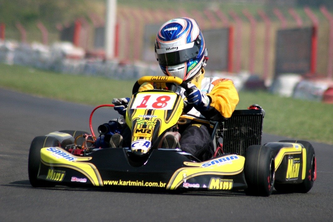 [RSuzuki109+-+Claudio+Reis.jpg]