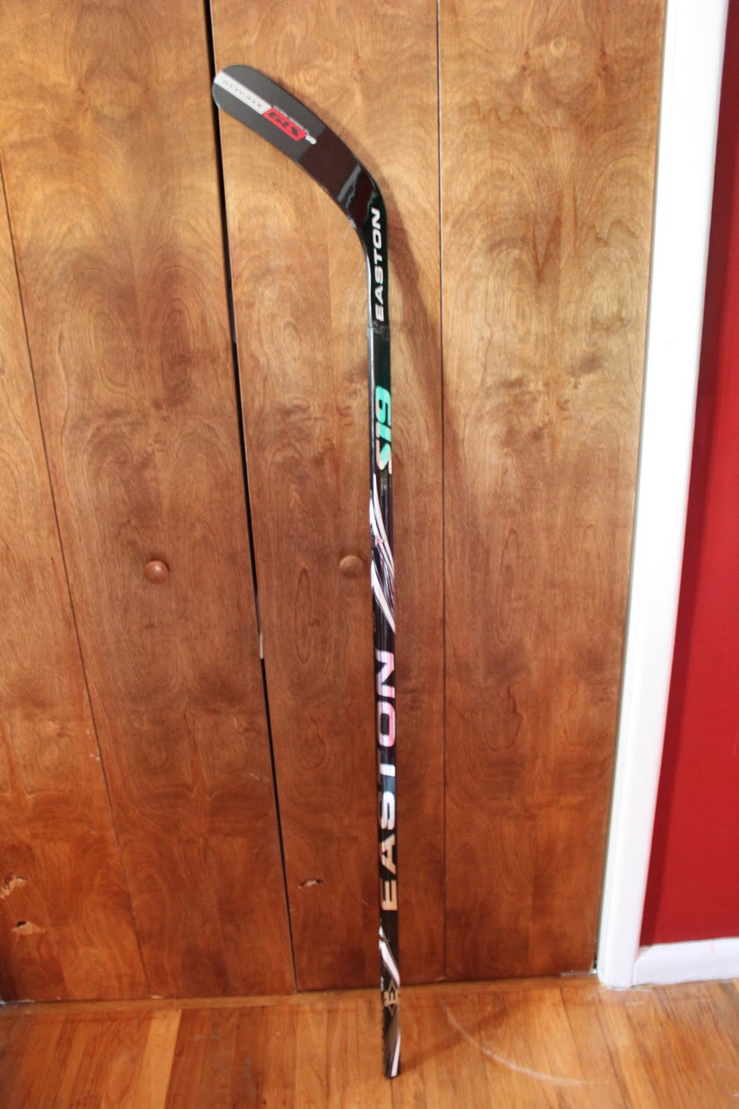 New York Hockey Experience Cutting a Stick