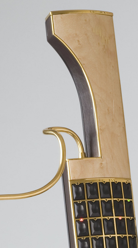RealHero Eigenharp  Harpa modern seharga Rp 59 Juta