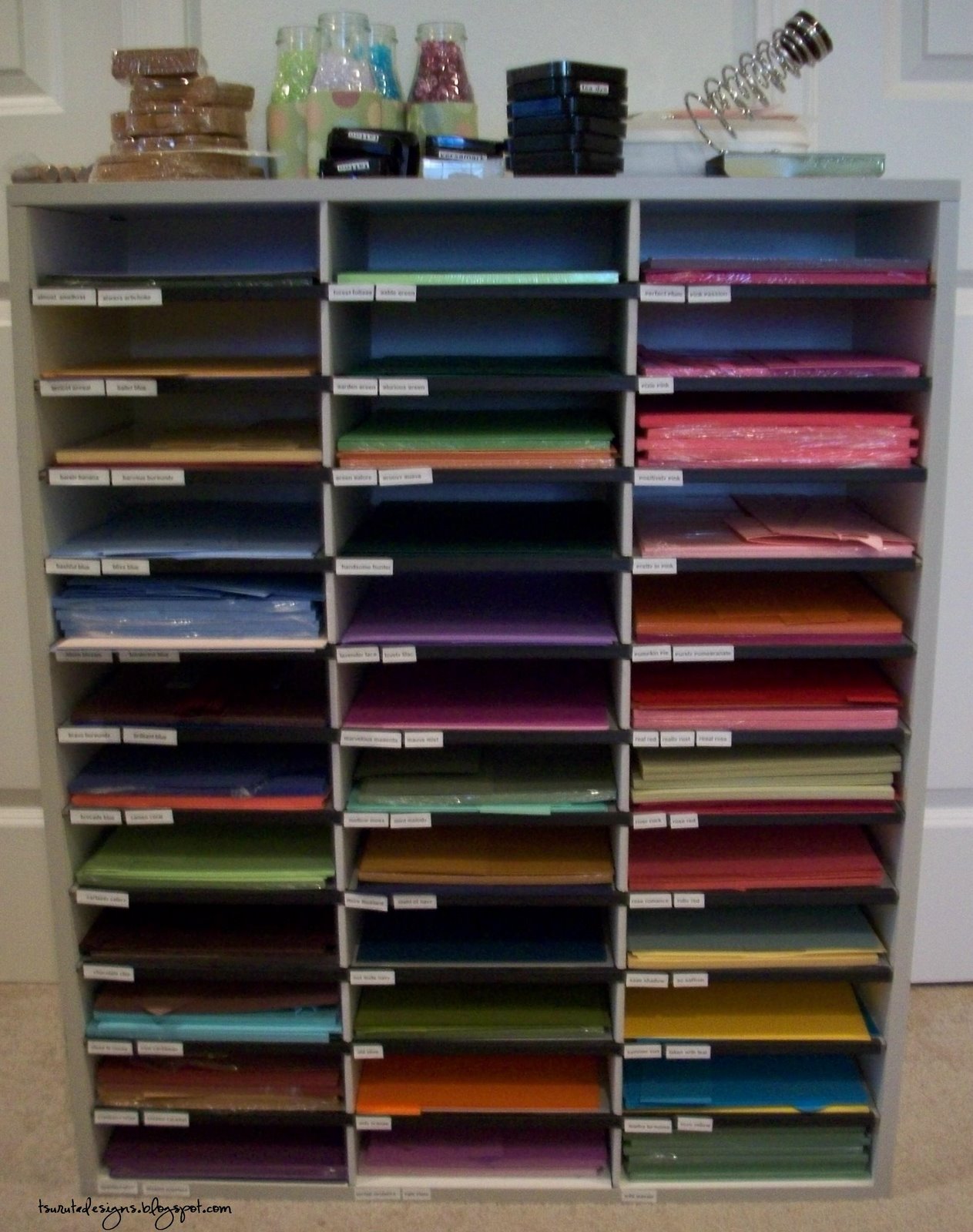 [SU+Paper+storage.JPG]