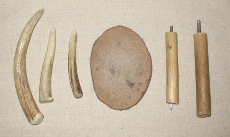 How do you sharpen a knapped arrowhead/knife? - PaleoPlanet