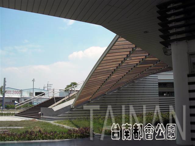 [SANY0053+(Small).JPG]