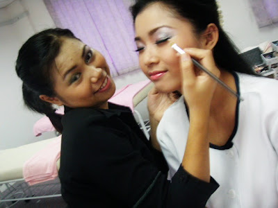 make up session at academy