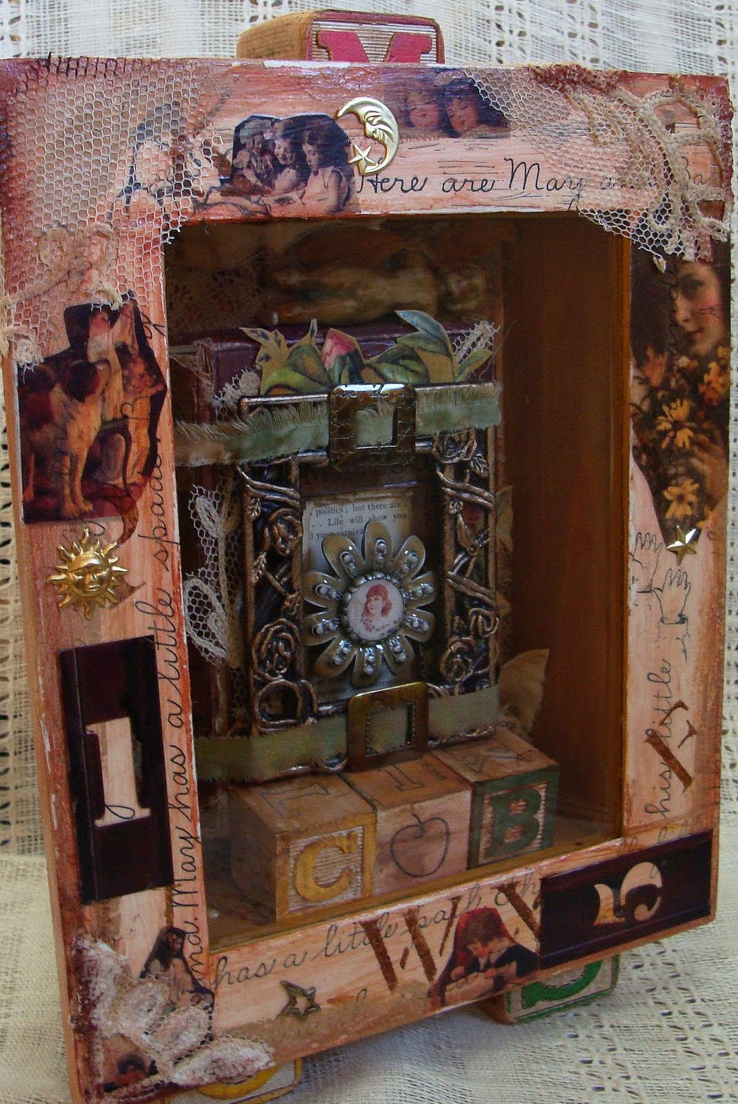 My Art Journal: Altered Boxes &amp; Assemblages
