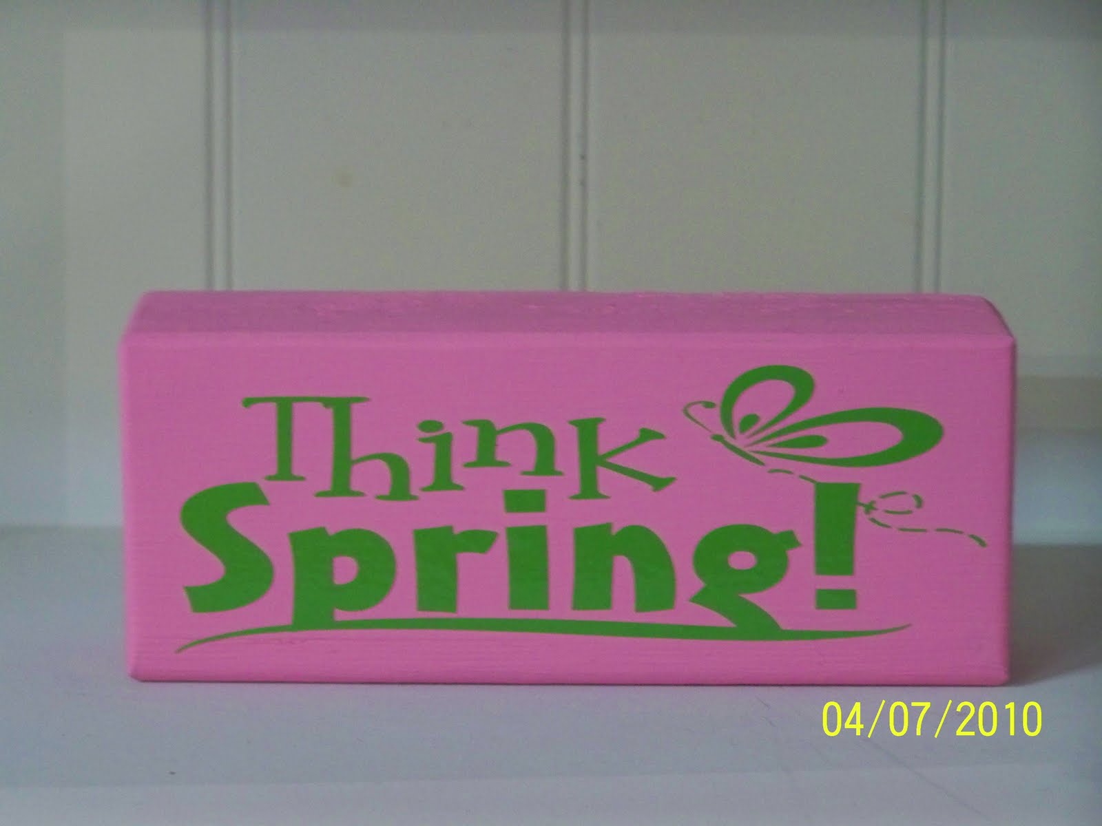 Heartfelt Wall Hangings Spring Collection