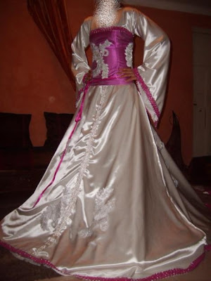 تكاشط 2011