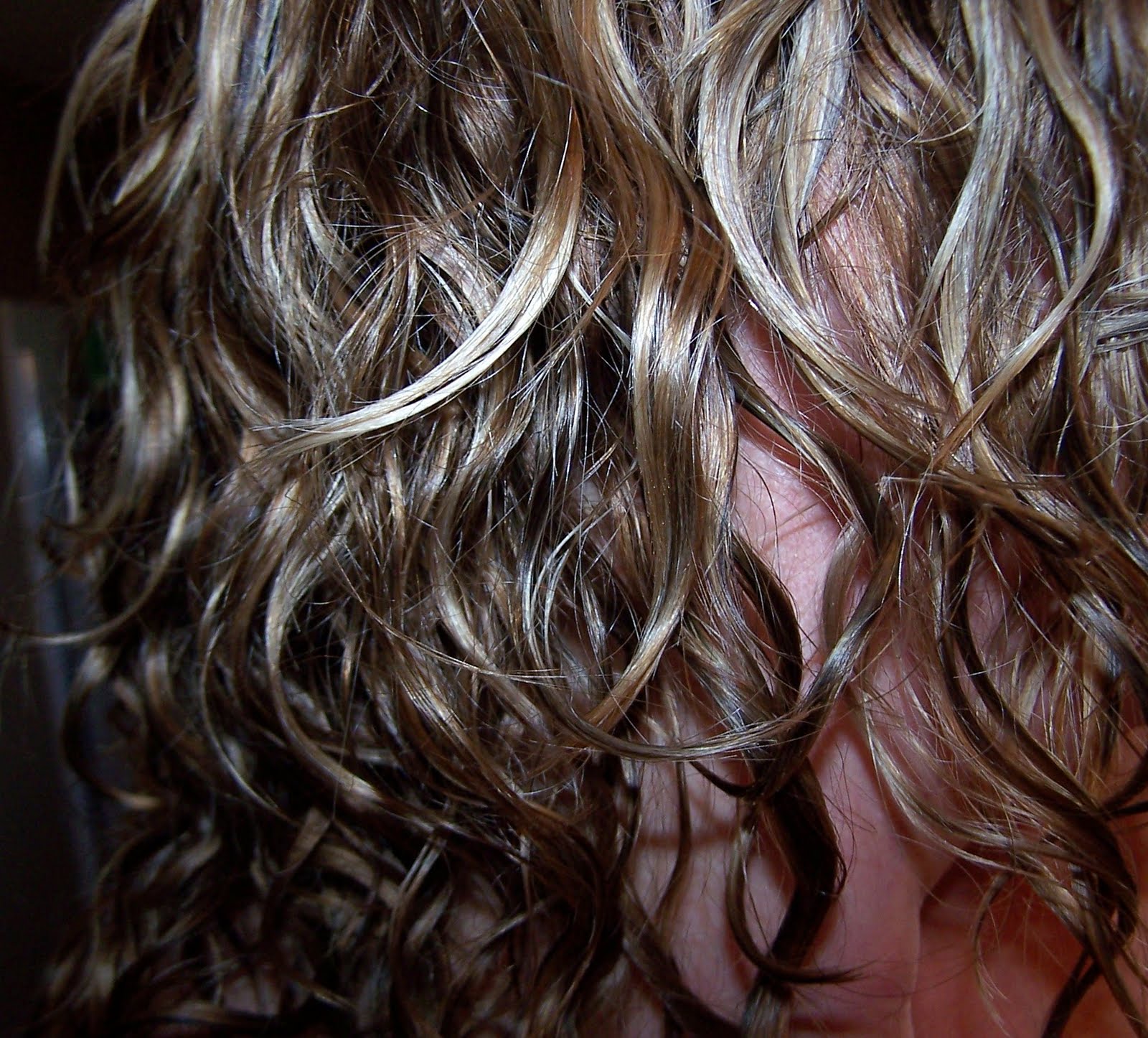 Cheri Quite Contrary Ever used a Microfiber towel on your hair?