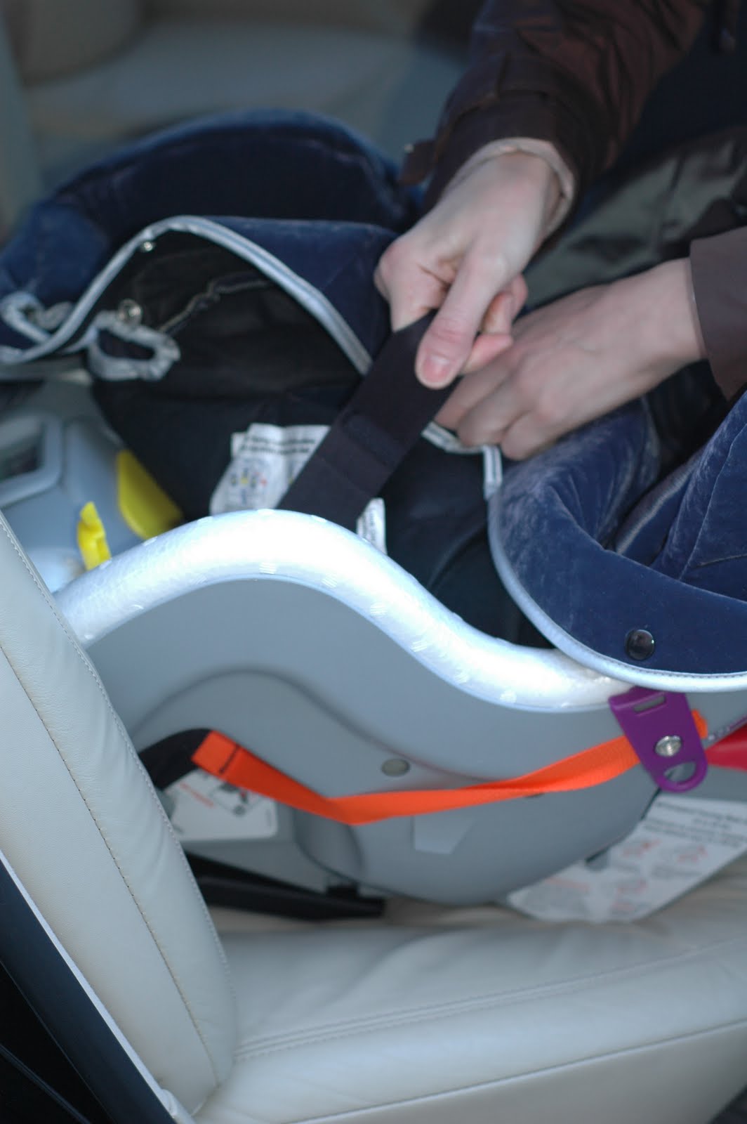 The Car Seat Lady LATCH Tricks to a Tight Installation How to Pull the Belt Effectively