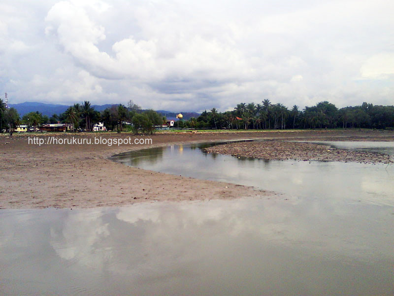 [DSC00797+likas+2.jpg]