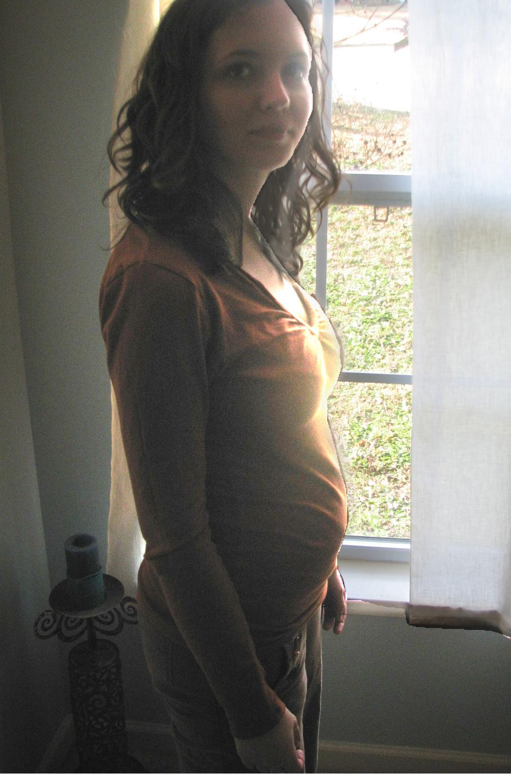 Erin and Travis: Love Marriage and ? : 14 Weeks Pregnant