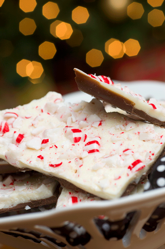 Easy & Festive Peppermint Bark Candy