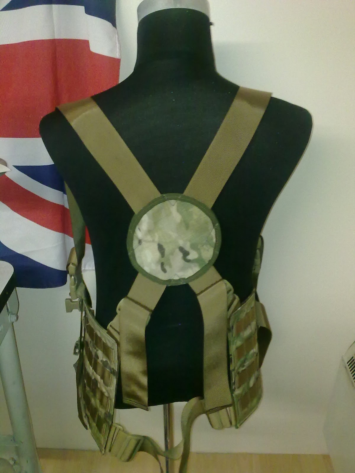 Multicam Split Rig 1157 TACTICAL: Camelion Split Chest Rig Multicam/DPM